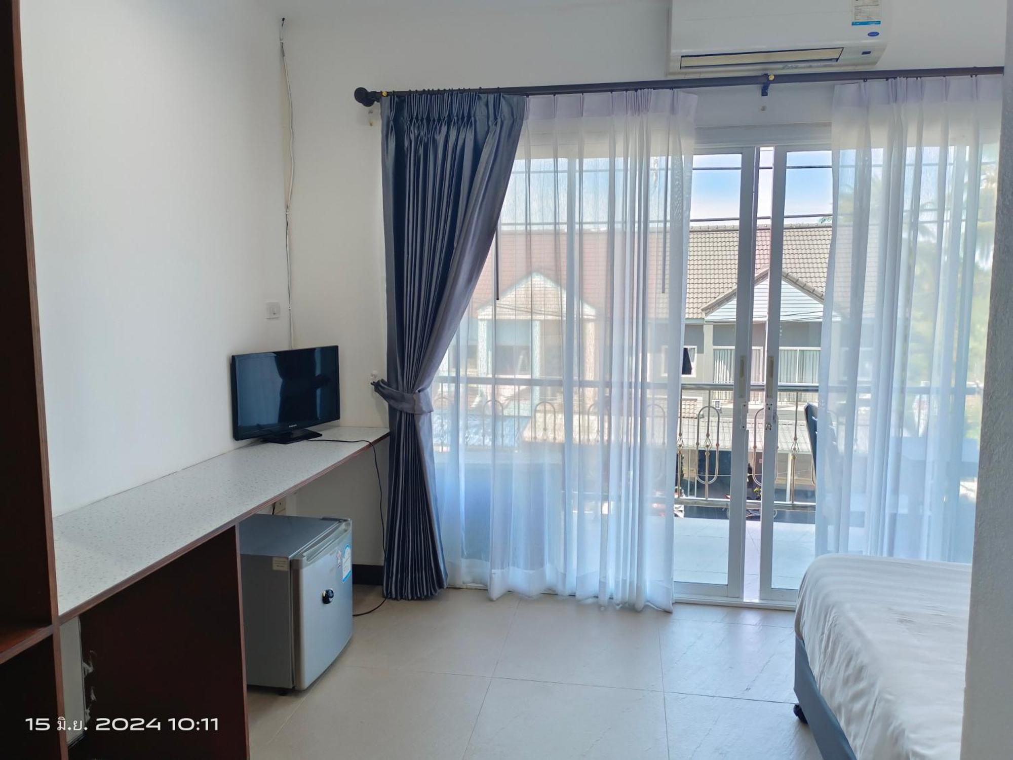 In Box Hostel Lipa Noi Exterior photo